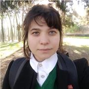 Profesora especializada en economía y matemáticas
